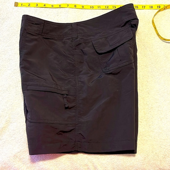 Bimini Bay Outfitters black cargo shorts - Picture 1 of 7
